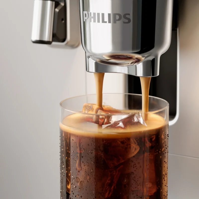 Machine à café automatique avec écran tactile Série 8000 Aromis – Philips
