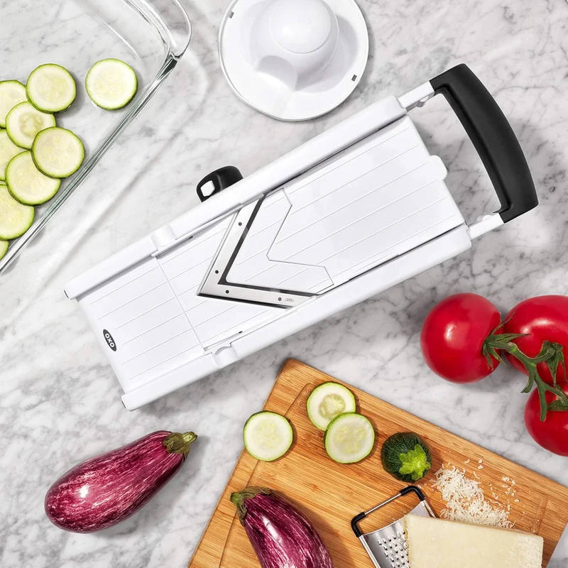 Mandoline à lame en V avec lames interchangeables – OXO