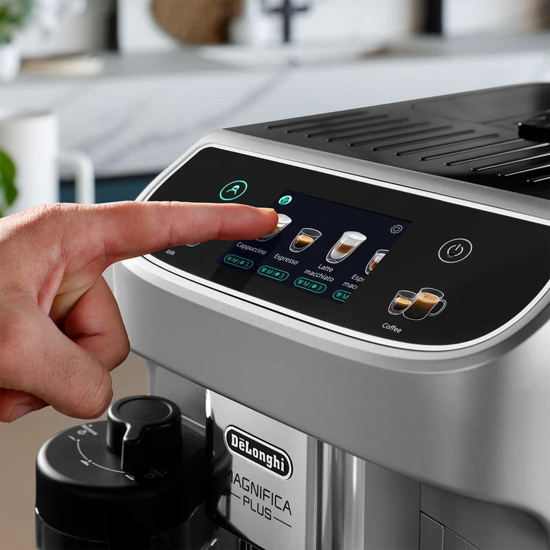 Machine à café automatique avec broyeur Magnifica Plus – De'Longhi