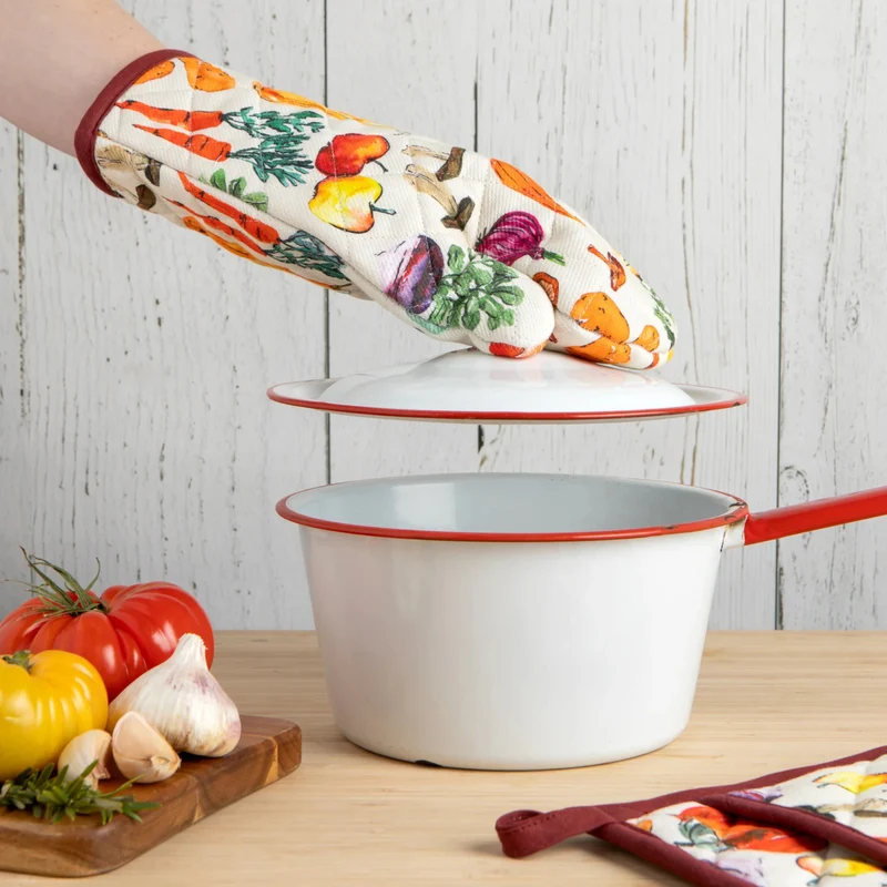Mitaine de four en coton légumes 33 cm – Now Designs