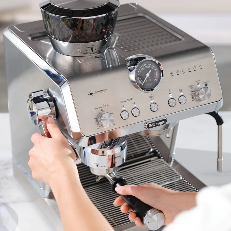 Machine à café manuelle La Specialista Opera avec Cold Brew - De'Longhi