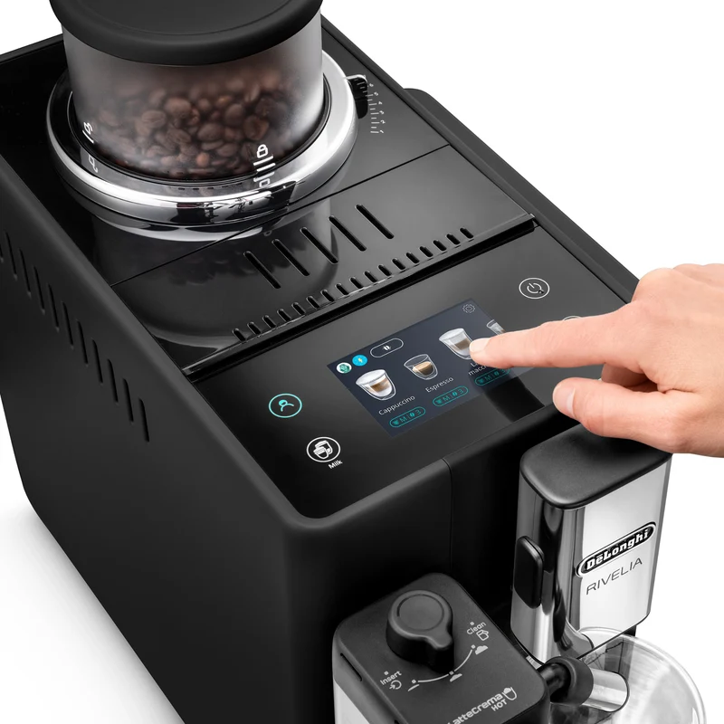 Machine à café automatique Rivelia noire onyx - De'Longhi