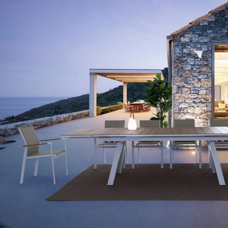 Chaise blanche avec accoudoirs 56,5x62x88 cm