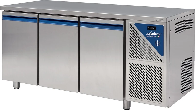 Table réfrigérée négative sans dosseret -18/-22°C - 606 L - 3 portes pleines - Sans groupe logé - TP803NSGC-3 - Dalmec