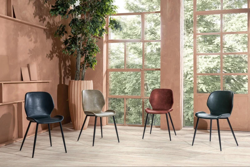 4x Chaise soft-touch marron clair 55cm x 45cm H. 83cm