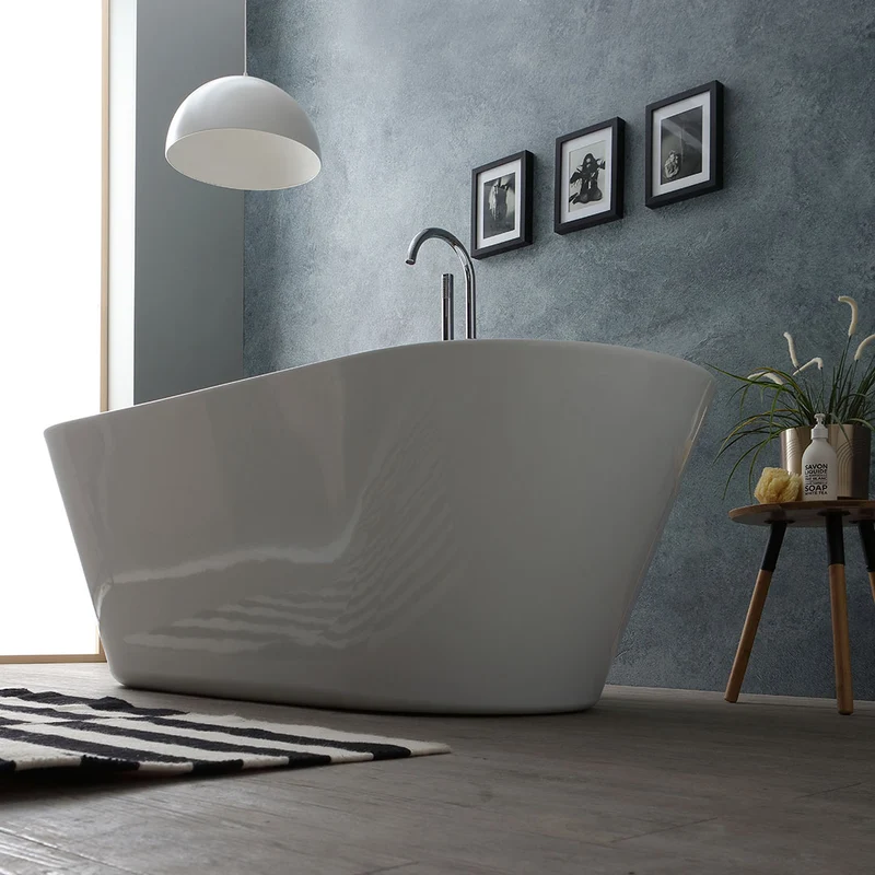 Baignoire autoportante en acrylique blanc