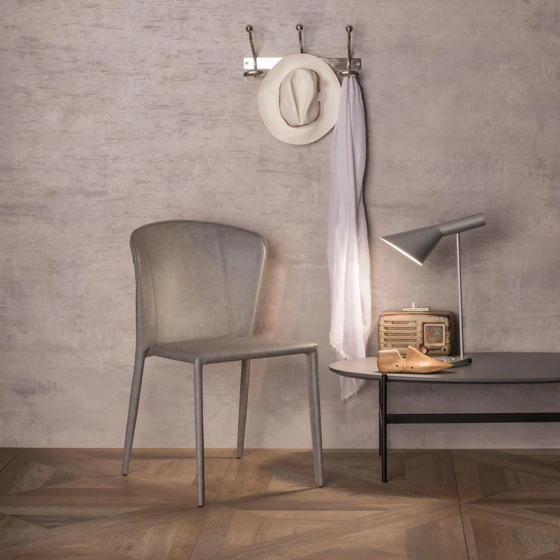 4x Chaise en simili cuir et assise gris clair 49x56x82h cm