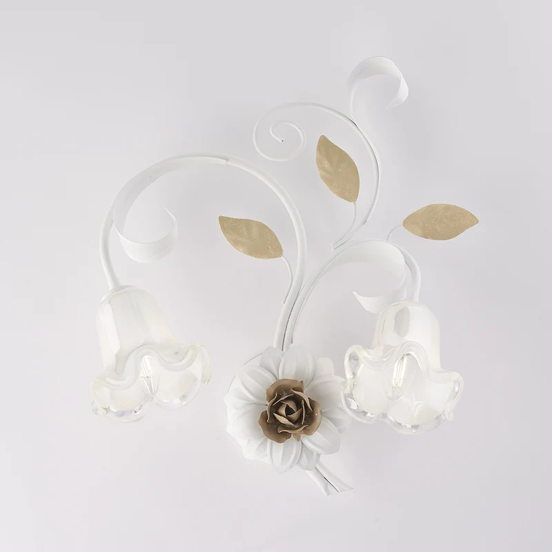 Applique Shabby en fer laqué blanc 2 lumières H.47 - L.42 - P.20