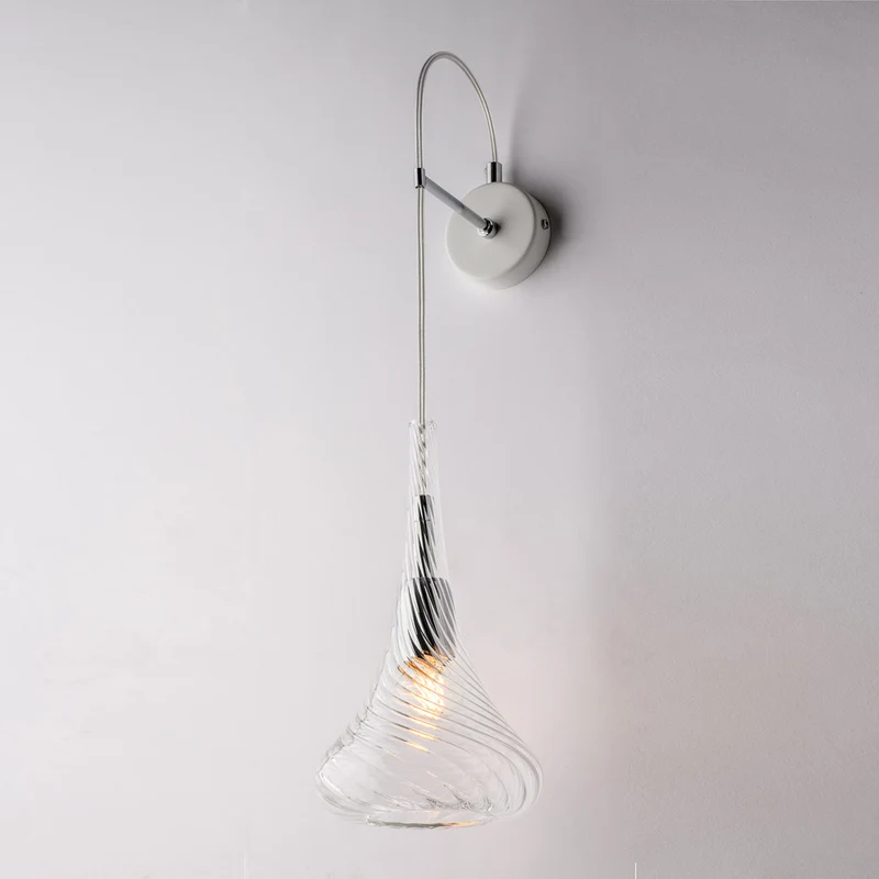 Applique murale en fer et verre pyrex soufflé, 1 lumière, H.60 L.14 D.21