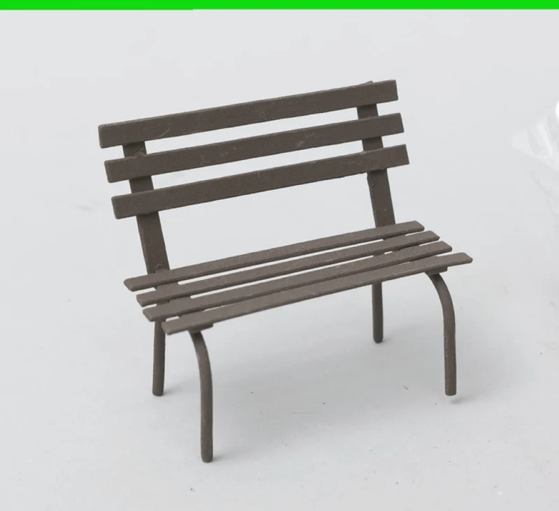 Banc en métal pour crèche 7x6 cm