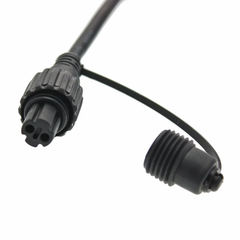 Connecteur multiple 3 sorties 15x3 cm