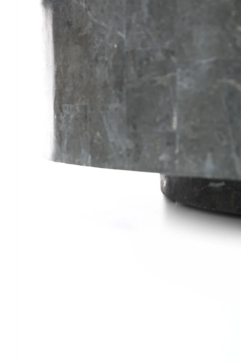 Table basse moderne en pierre grise 85 x 85 xh 28 cm