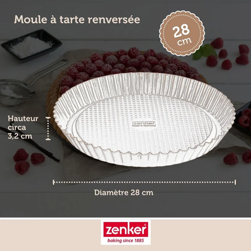 Set pâtisserie avec moule à tarte renversée 28 cm, 2 bols à mixer, verre mesureur et spatule Zenker
