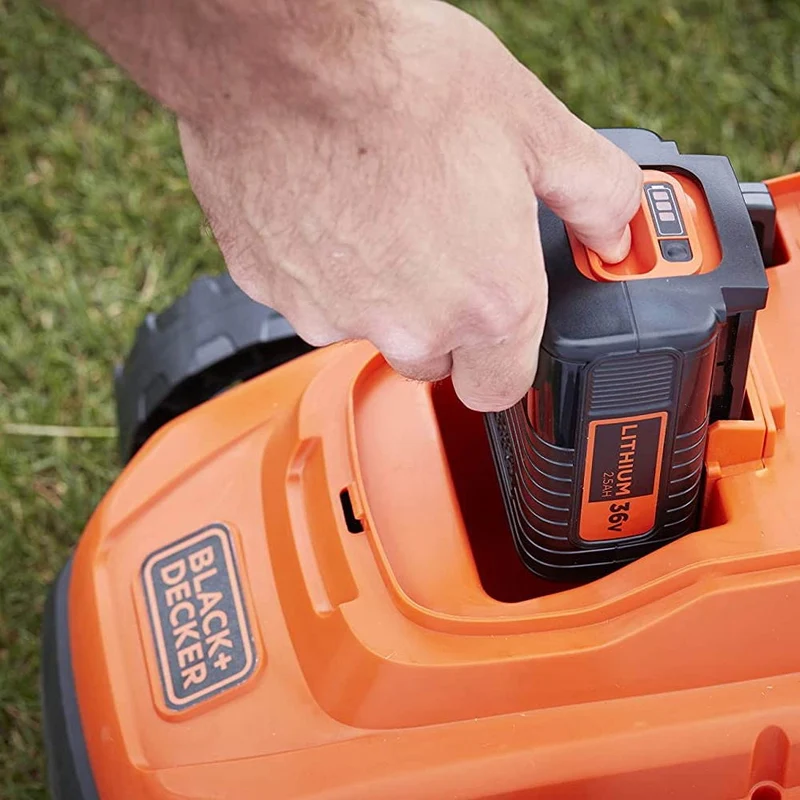 Tondeuse à gazon Black&Decker double batterie 18V