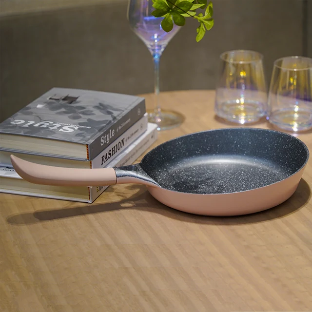 AKIS - LE MACARON Küchenset aus Aluminiumguss 2tlg. Topf Ø20+Pfanne Ø24 Rosa