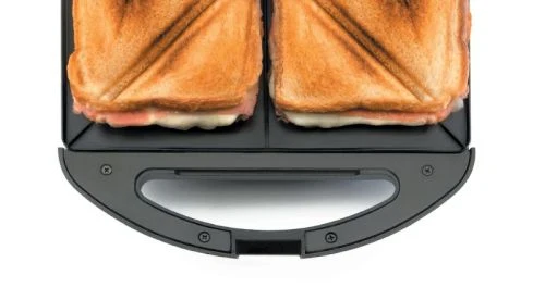 Croque-monsieur à tranches triangulaires domestique