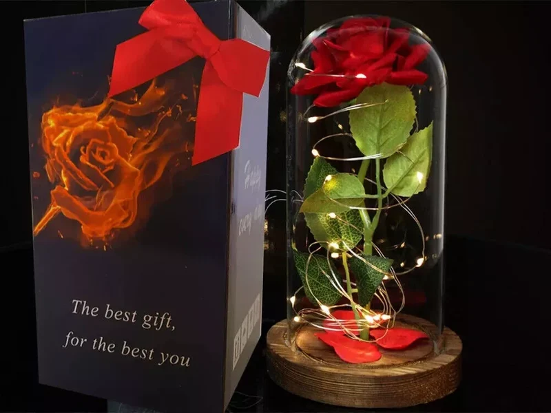 LED Ewige Rose im Glas Rot mit Holzsockel – Romantisches Geschenk für Valentinstag, Geburtstag und Muttertag