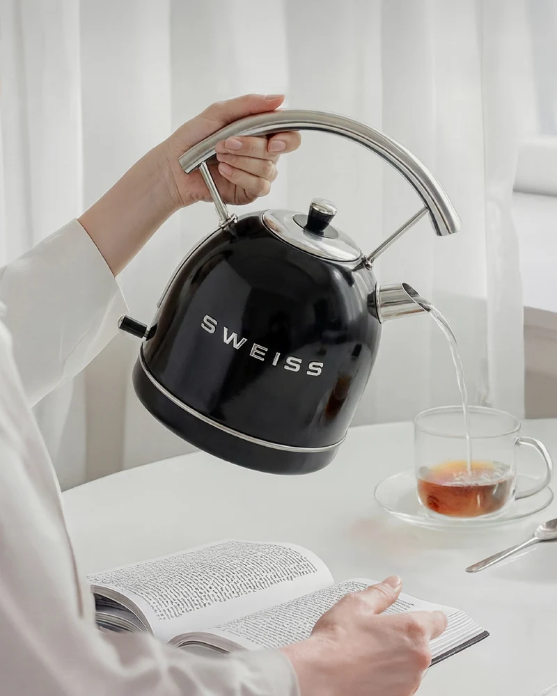 Bouilloire Vintage Noire 1,8L KTL9 – SWEISS