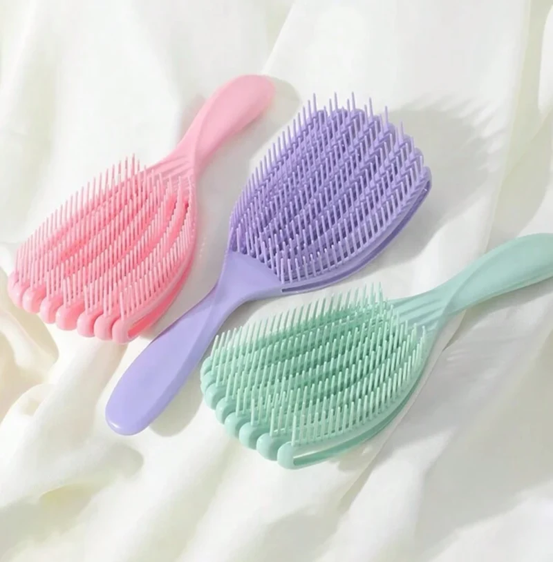 Wide flexible brush