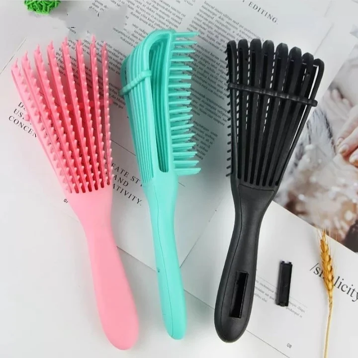 Ez detangling brush