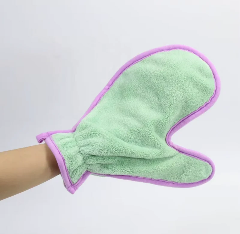 Microfiber scrunching hand towel