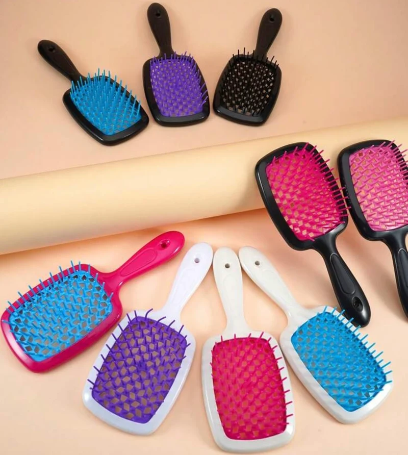 Flexible brush