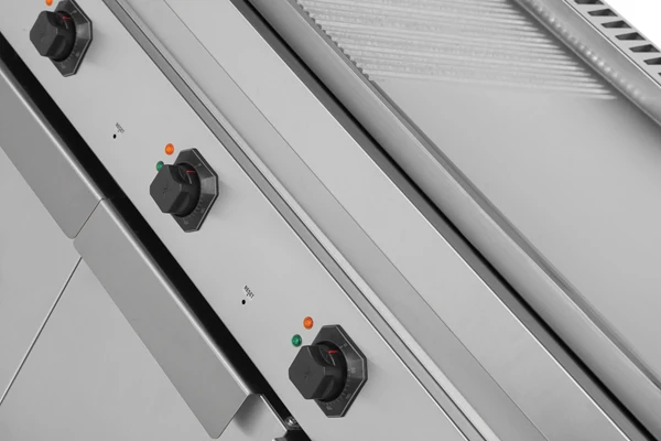 Plancha électrique sur meuble 3 zones - plaque lisse et rainurée - 9 kW - L 1200 x P 700 x H 850 mm - Unninox