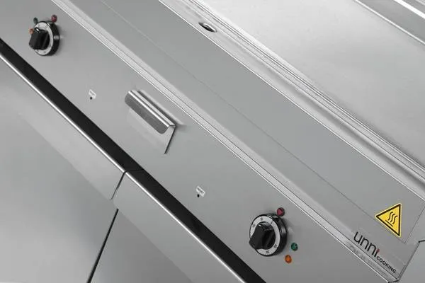 Plancha électrique 1/3 rainurée 2/3 lisse 13,5 kW 400 V - L 1100 x P 650 x H 320 mm - Unninox