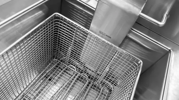 Friteuse électrique à poser 1 x 8 L - 3,25 kW 230 V - L 310 x P 525 x H 355 mm - Unninox